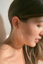 Load image into Gallery viewer, Huge Drop Hoops