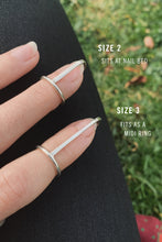 Load image into Gallery viewer, Hook Nail Ring
