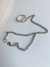 Load image into Gallery viewer, Radial Hand Chain Ring
