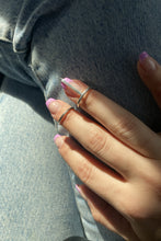 Load image into Gallery viewer, Hook Nail Ring
